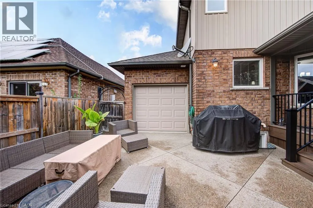 38 WESTVIEW Court
