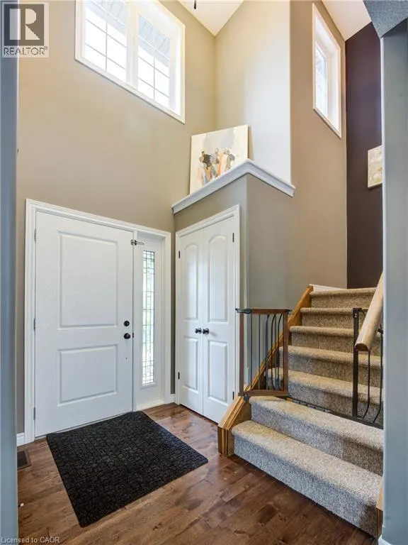38 WESTVIEW Court