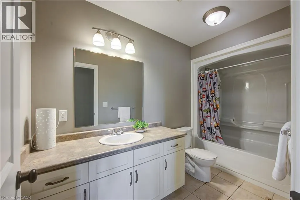 38 WESTVIEW Court