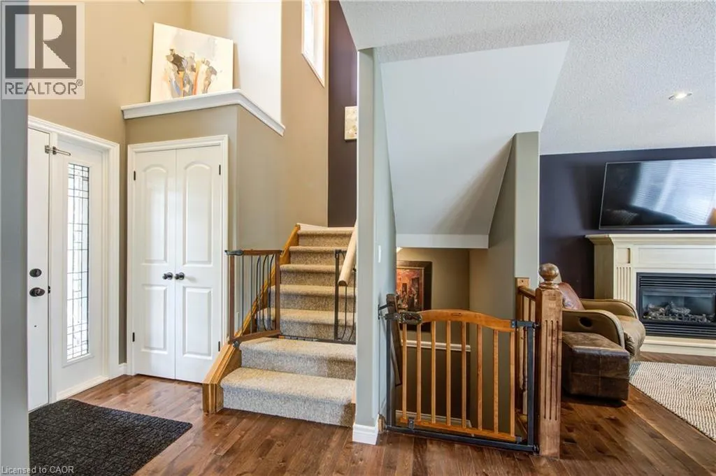38 WESTVIEW Court