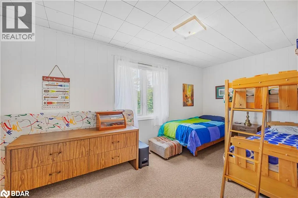 1125 WOODLAND Drive