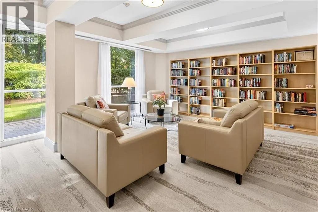 2210 LAKESHORE Road Unit# 203, #203