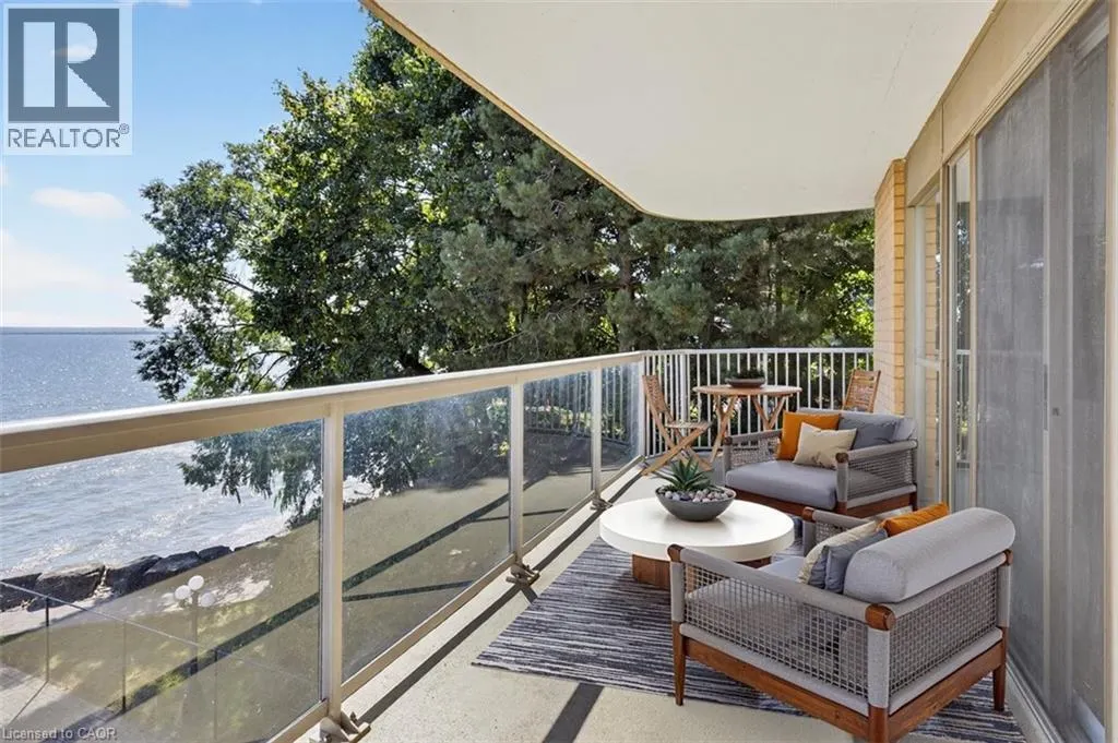 2210 LAKESHORE Road Unit# 203, #203