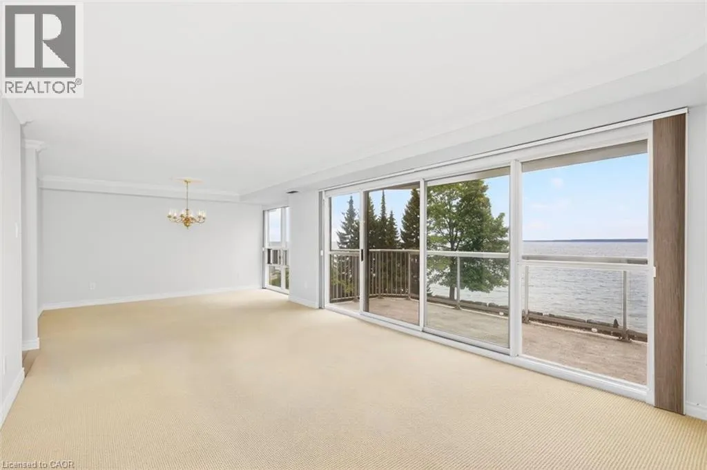 2210 LAKESHORE Road Unit# 203, #203