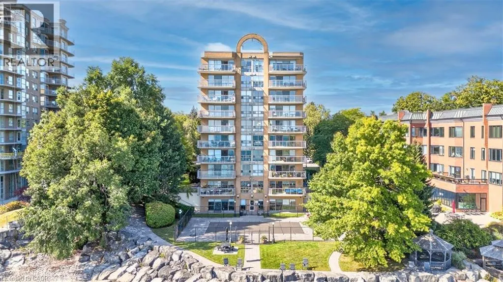 2210 LAKESHORE Road Unit# 203, #203