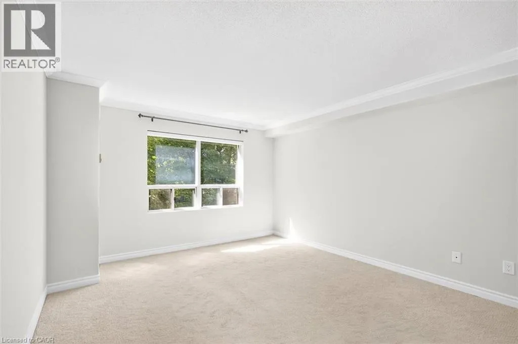 2210 LAKESHORE Road Unit# 203, #203