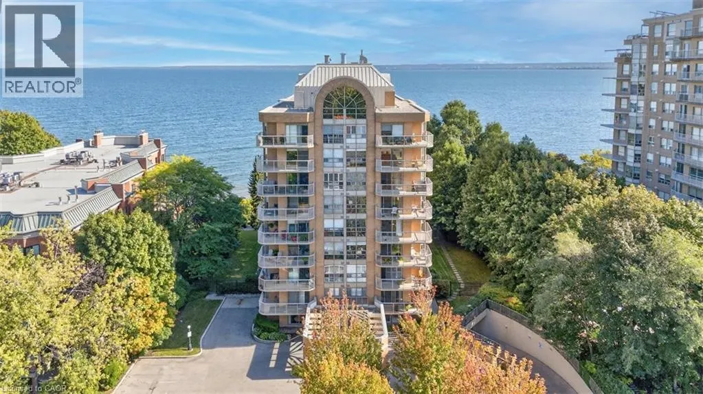 2210 LAKESHORE Road Unit# 203, #203