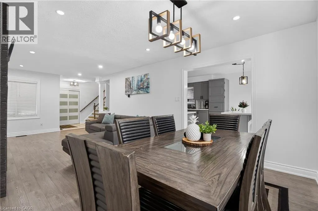 19 MARL MEADOW Drive