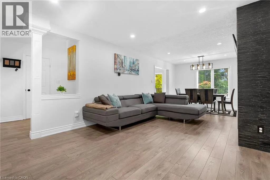 19 MARL MEADOW Drive