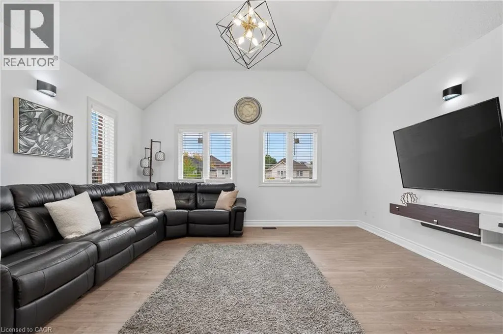 19 MARL MEADOW Drive