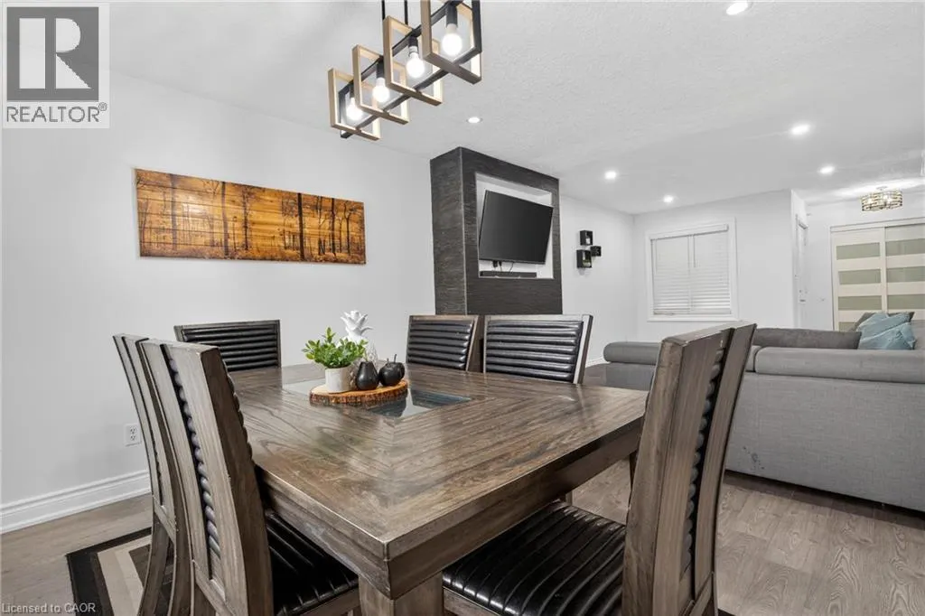 19 MARL MEADOW Drive
