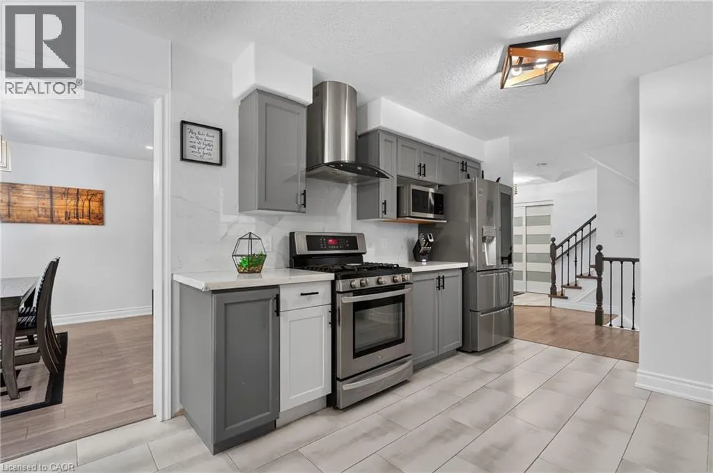 19 MARL MEADOW Drive