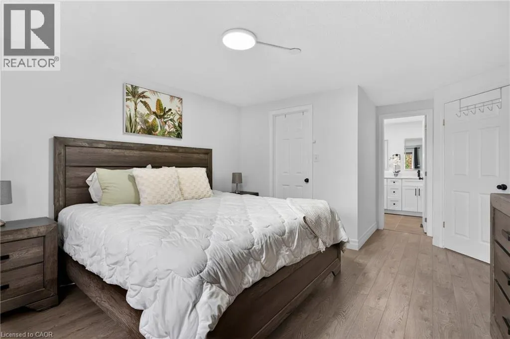 19 MARL MEADOW Drive