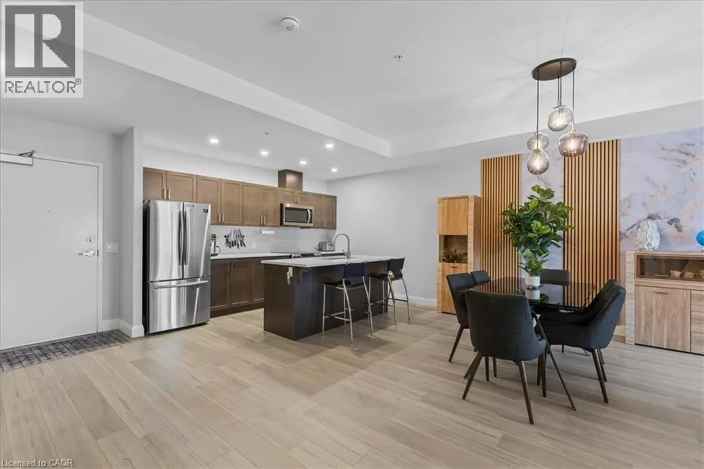5 WAKE ROBIN Drive Unit# 304, #304