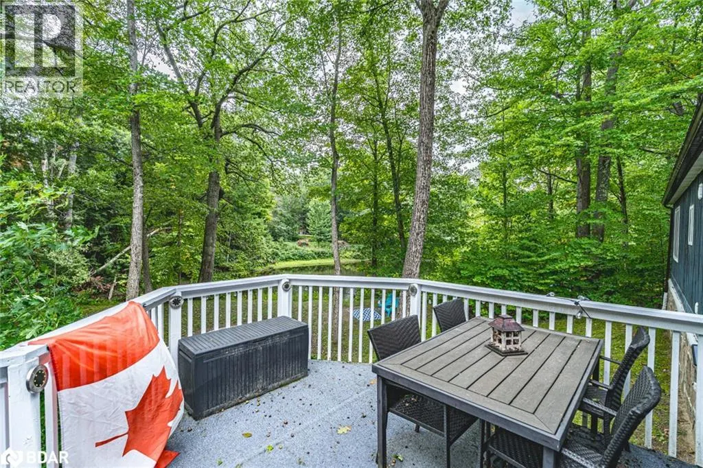 7498 ISLAND Crescent