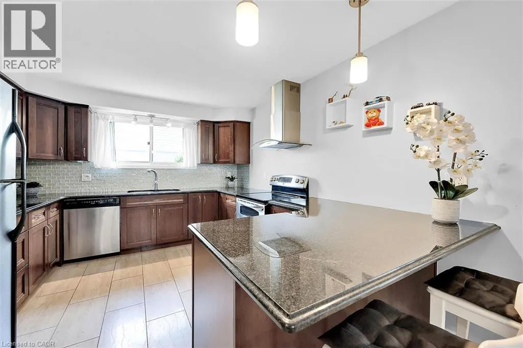 4 BING Crescent