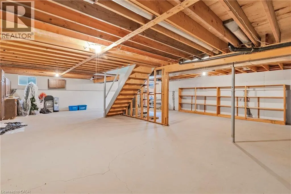 4 ROSSMORE Avenue Unit# 5, #5