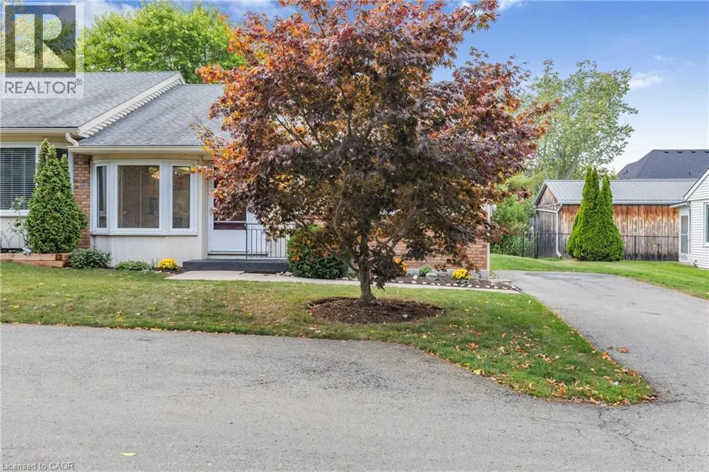 4 ROSSMORE Avenue Unit# 5, #5