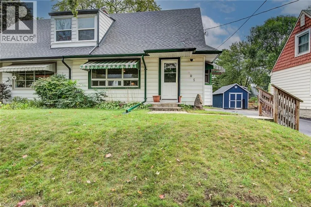 105 LORNE Crescent