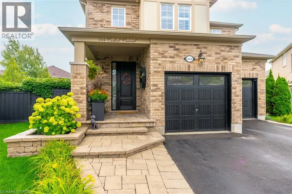444 CARBERT Crescent