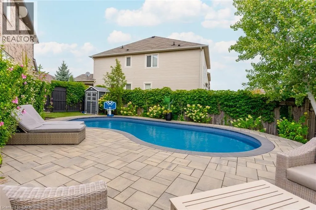 444 CARBERT Crescent