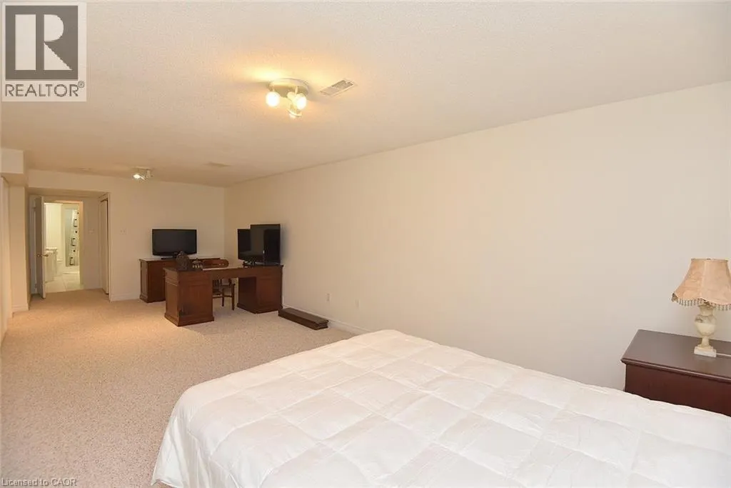 243 FENNELL Avenue E Unit# 13, #13