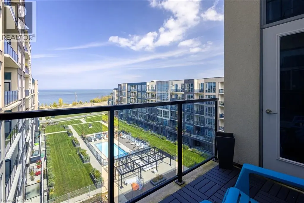 16 CONCORD Place Unit# 627, #627