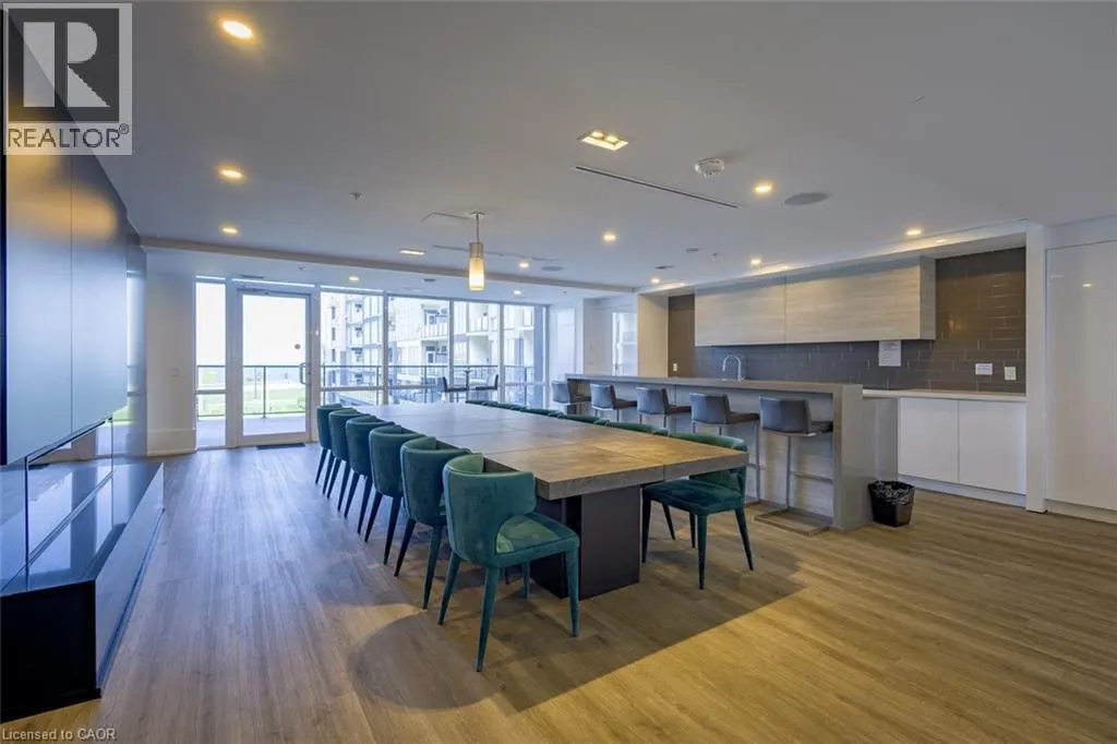 16 CONCORD Place Unit# 627, #627