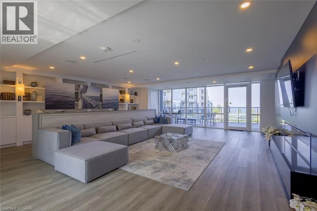 16 CONCORD Place Unit# 627, #627