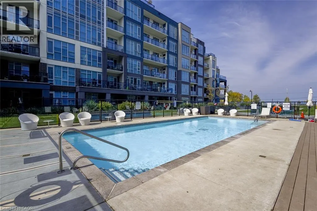 16 CONCORD Place Unit# 627, #627