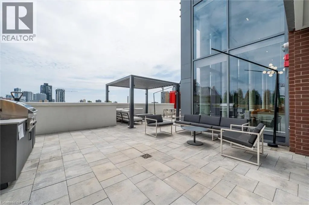 5 WELLINGTON Street S Unit# 209, #209