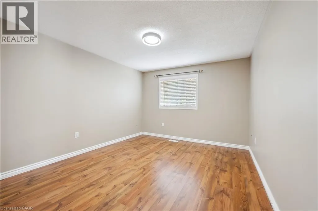 35 SMALL Court