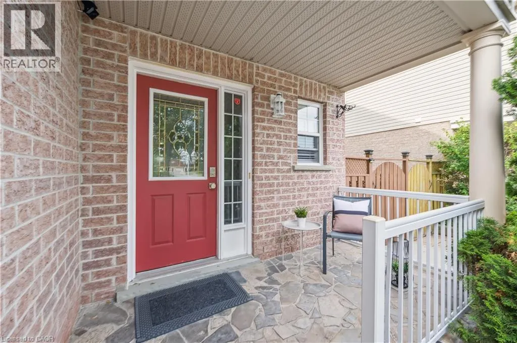 35 SMALL Court