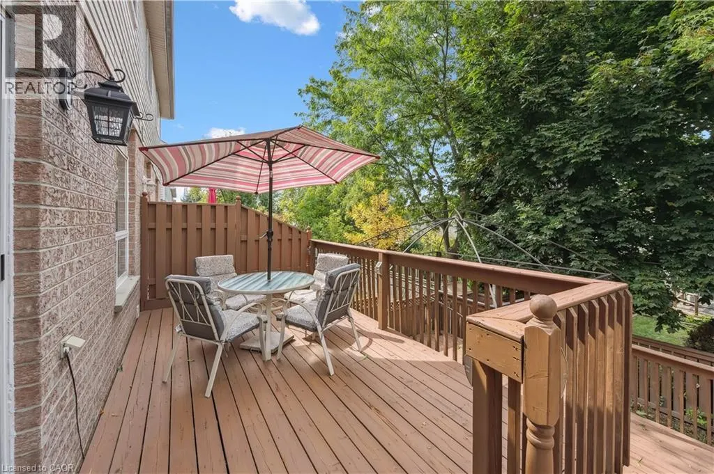 35 SMALL Court
