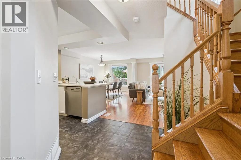 35 SMALL Court