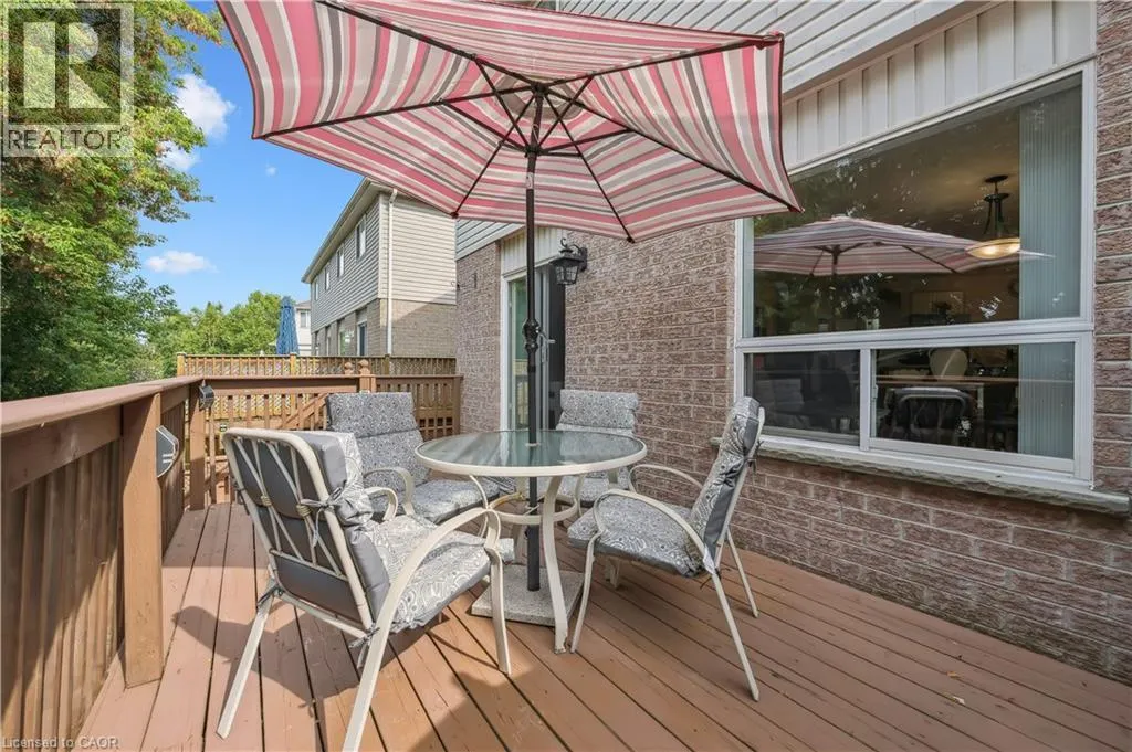 35 SMALL Court