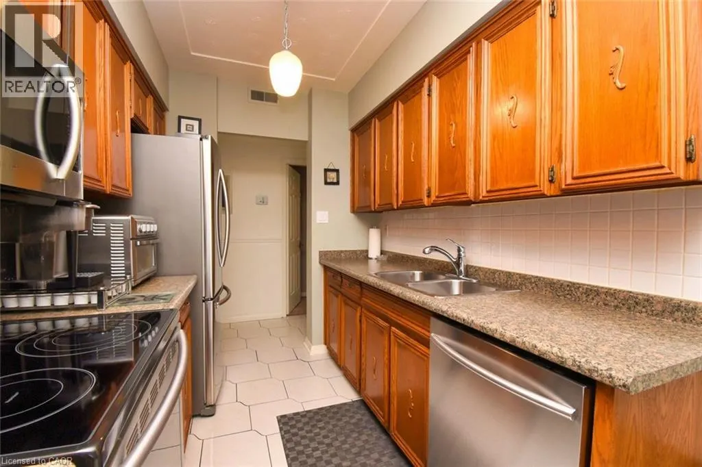 40 HARRISFORD Street Unit# 108, #108