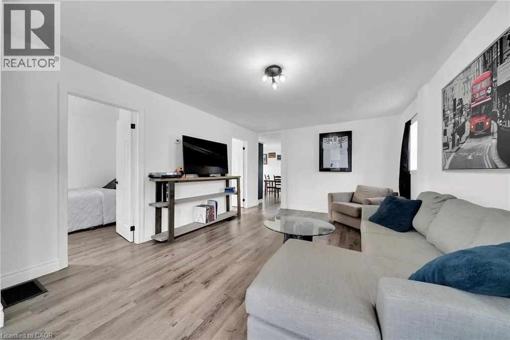 14 POTTS Road