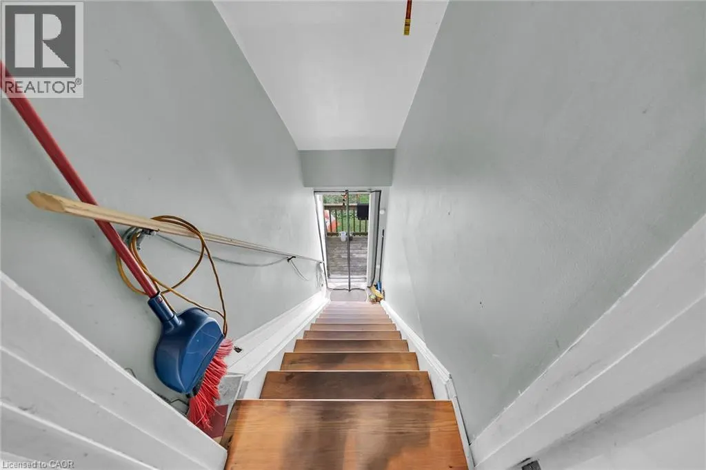 14 POTTS Road