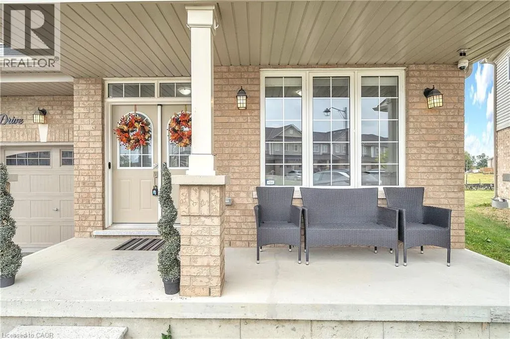 237 KINSMAN Drive