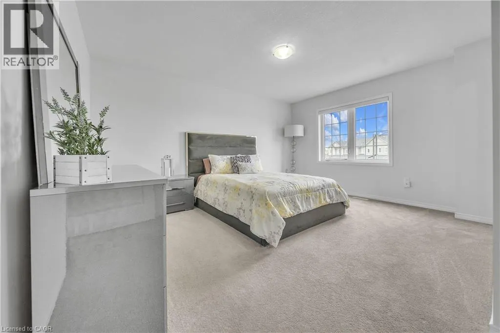 237 KINSMAN Drive