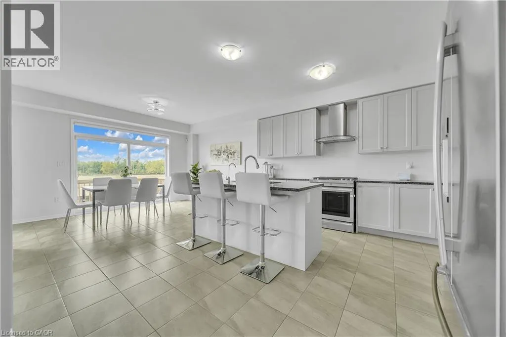 237 KINSMAN Drive