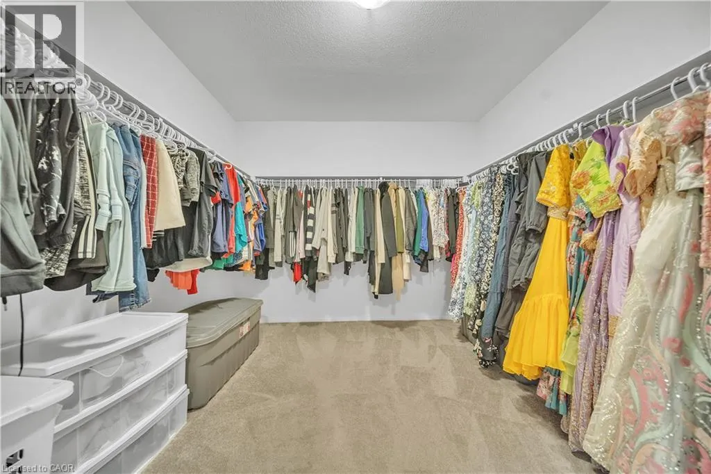 237 KINSMAN Drive