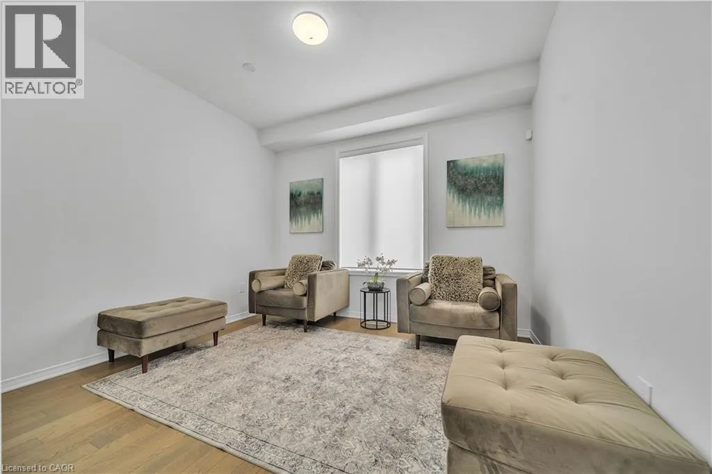 237 KINSMAN Drive