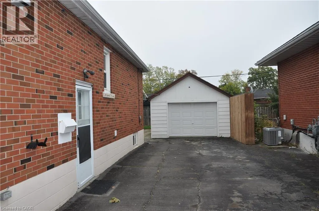 394 TALBOT Street