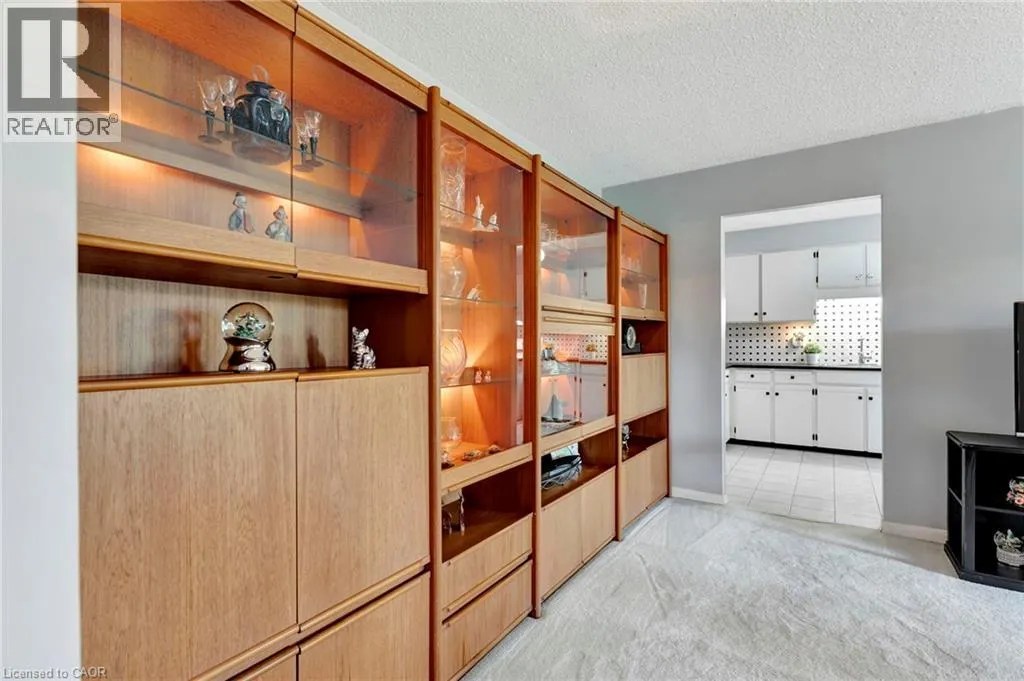 6 SHETTLESTON Street Unit# 306, #306