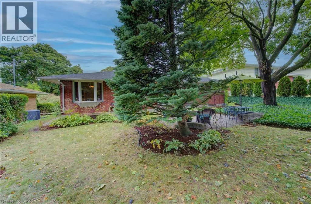 50 GATEWOOD Road