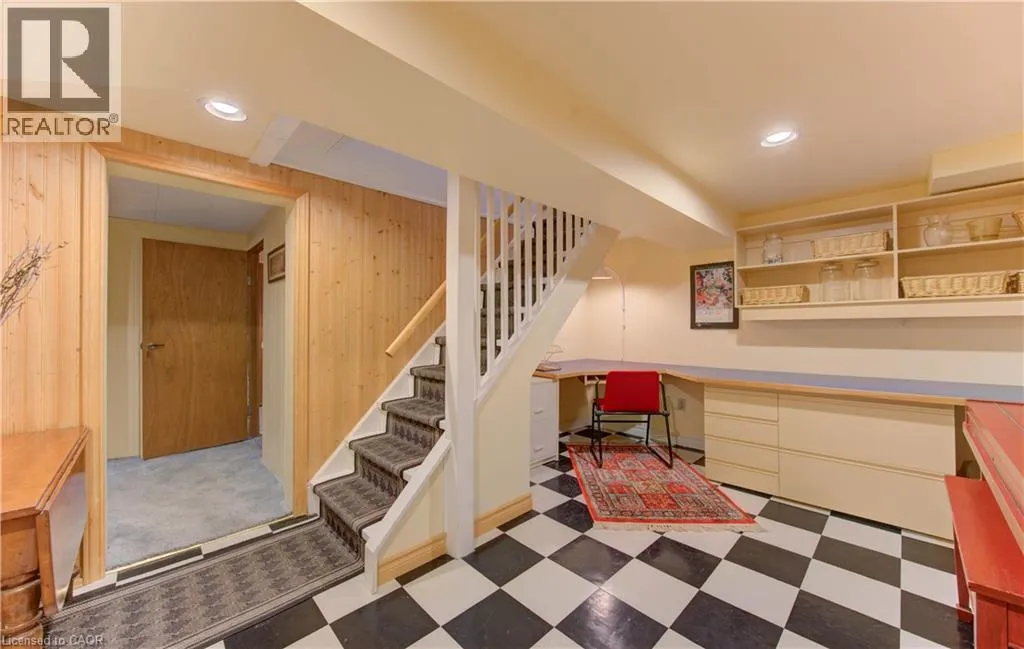 50 GATEWOOD Road