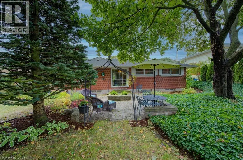 50 GATEWOOD Road