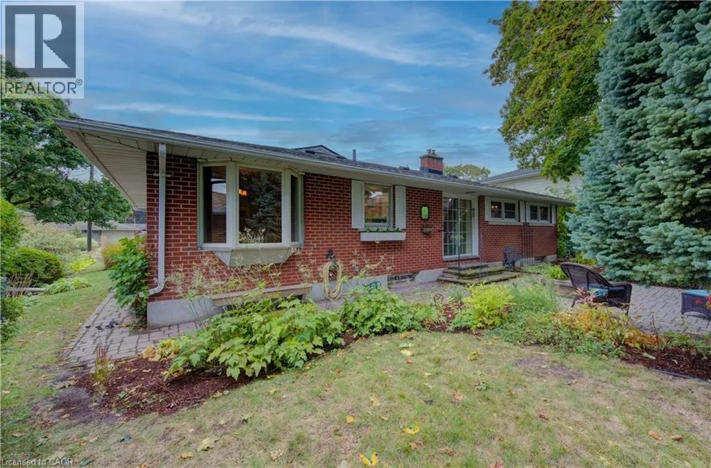 50 GATEWOOD Road